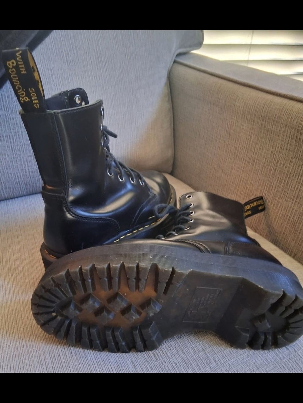 Dr. Martens Black Leather Jadon Quad Platform Boots – Women’s Size 6